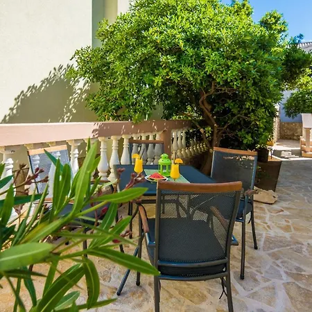 Bobeta Apartment Vir